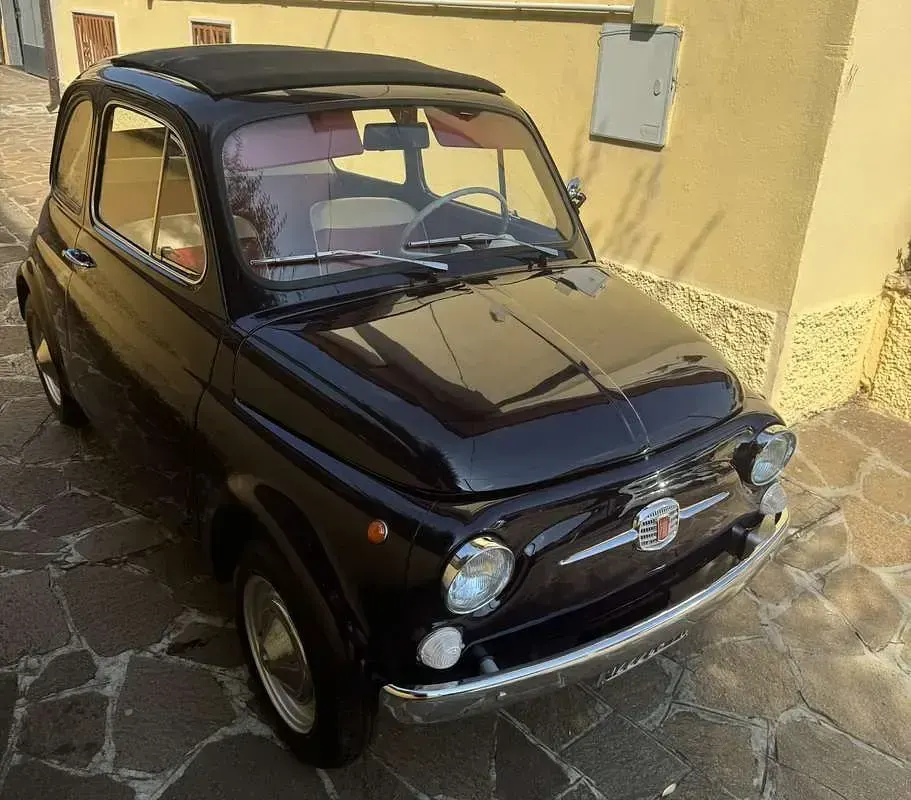 Usata Fiat 500 18 CV (13 kW) 1965 Blu/azzurro Utilitaria