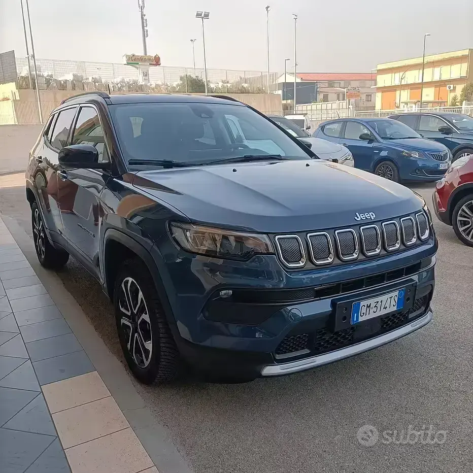Usata Jeep Compass Limited 131 CV (96 kW) 2023 Blu/azzurro SUV
