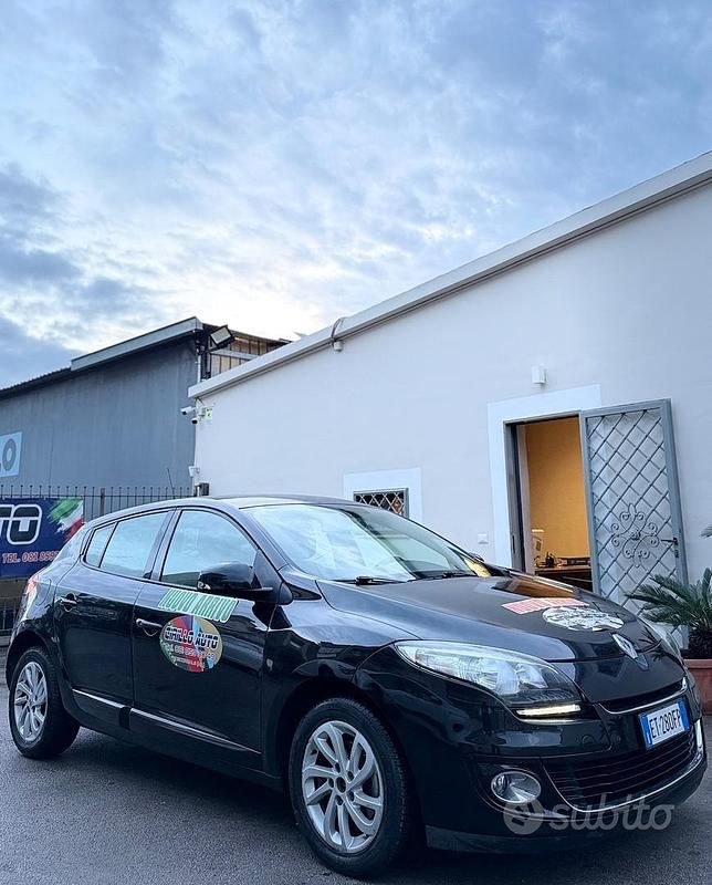 Usata Renault Mégane 110 CV (80 kW) 2013 Nero Berlina
