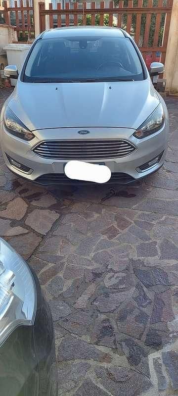 Usata Ford Focus Titanium S 120 CV (88 kW) 2015 Argento Station wagon