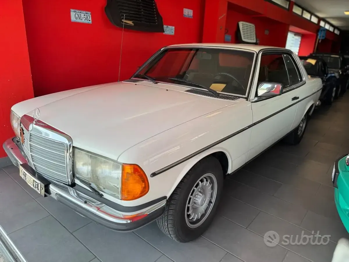 Usata Mercedes C280 156 CV (114 kW) 1970 Coupé