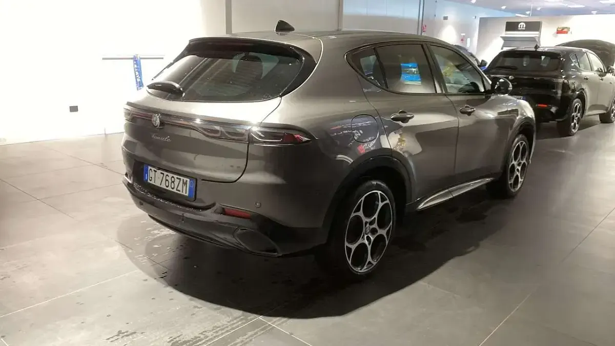 Usata Alfa Romeo Tonale Veloce 160 CV (117 kW) 2024 Grigio SUV
