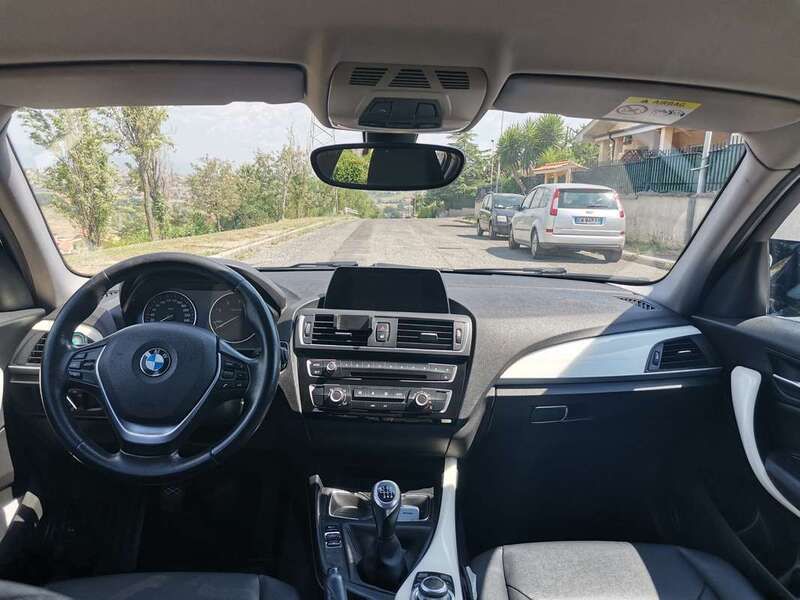 Usata 2015 BMW 118 Due volumi | 12.250 € (Buon prezzo) - Immagine 1/4