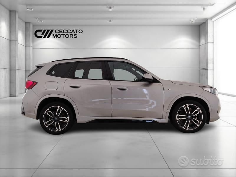 Usata BMW X1 xLine 211 CV (155 kW) 2023 Grigio SUV