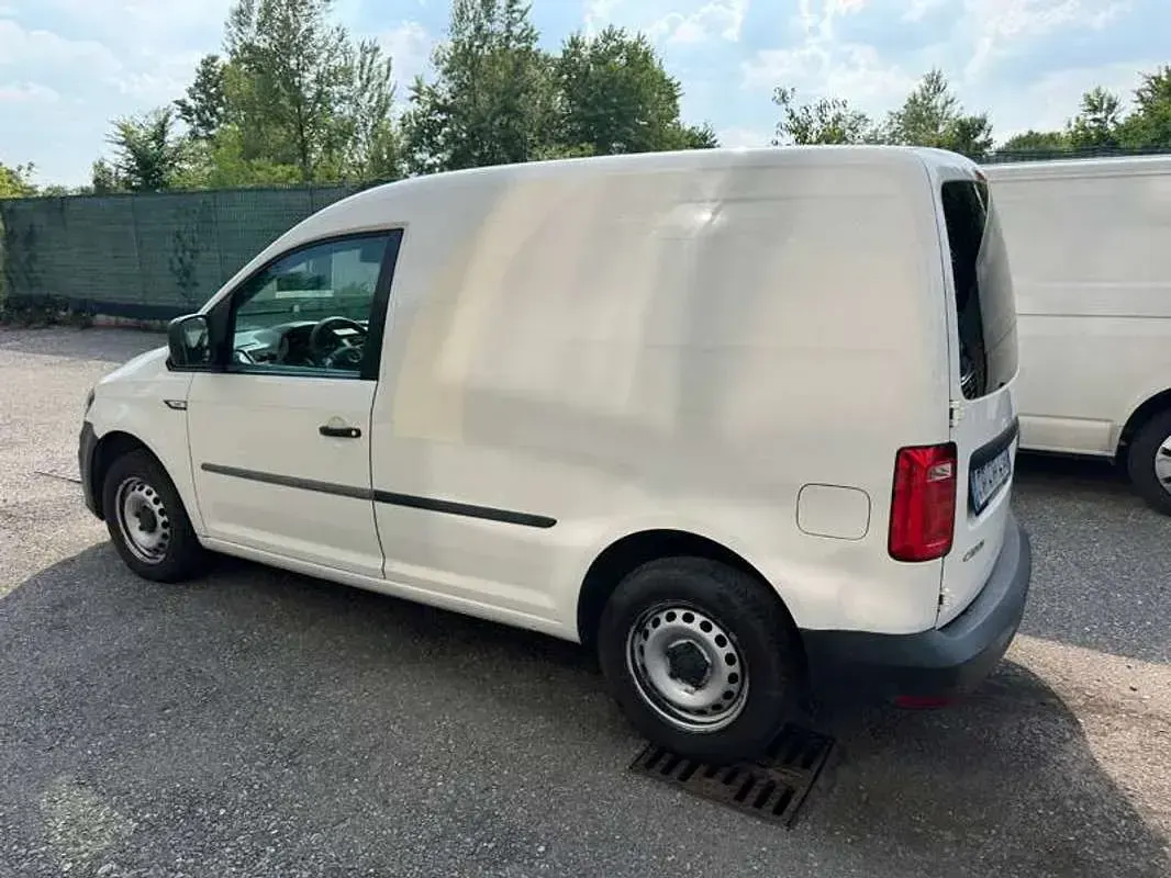 Usata VW Caddy 102 CV (75 kW) 2016 Bianco Monovolume
