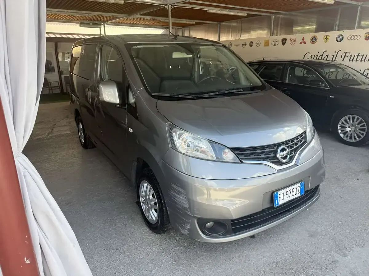 Usata Nissan Evalia Acenta+ 110 CV (80 kW) 2016 Grigio Monovolume