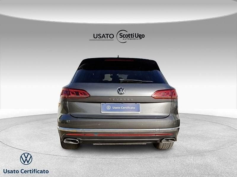 Usata VW Touareg Elegance 381 CV (280 kW) 2021 Argento SUV