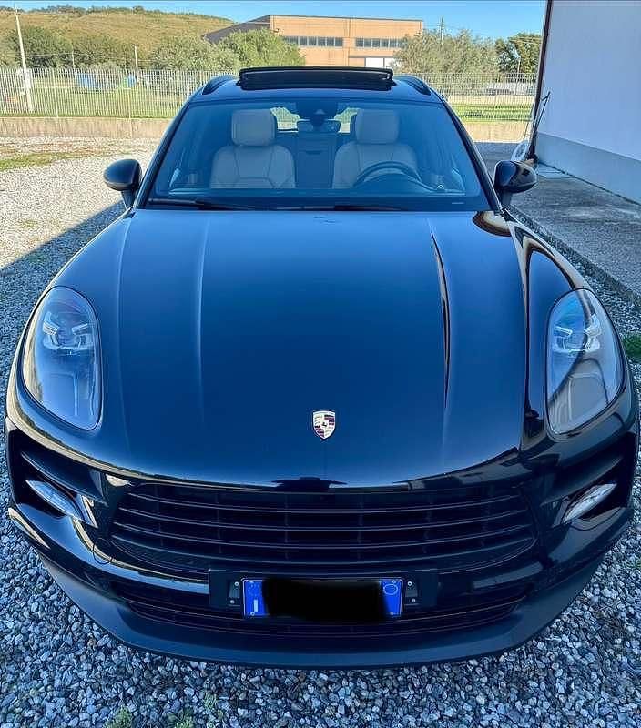 Usata Porsche Macan 252 CV (185 kW) 2018 Nero SUV
