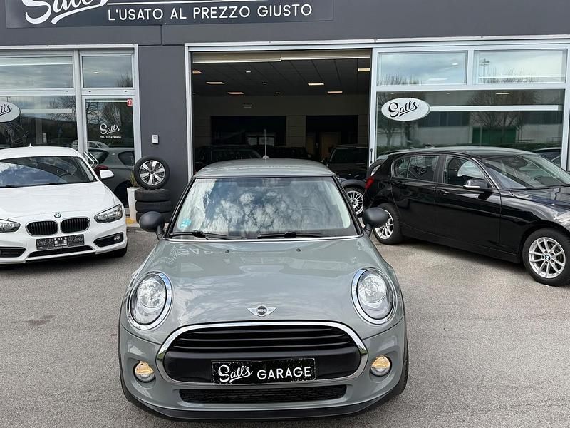 Usata Mini ONE 101 CV (74 kW) 2017 Grigio Utilitaria