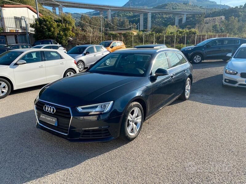 Usata Audi A4 150 CV (110 kW) 2018 Blu Station wagon