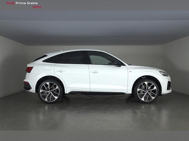 Usata Audi Q5 Sportback Ambiente 204 CV (150 kW) 2024 Bianco arkona SUV