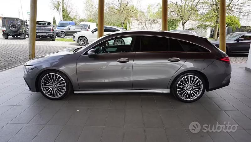 Usata Mercedes CLA200 Shooting Brake Executive 149 CV (109 kW) 2024 Grigio Station wagon