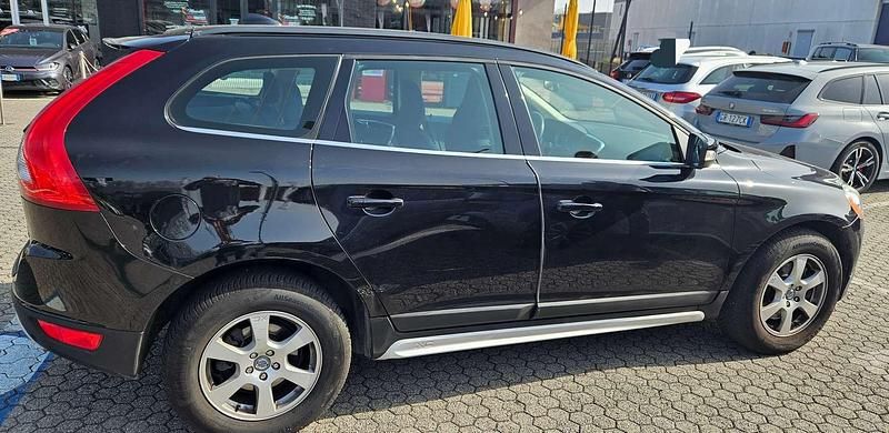 Usata Volvo XC60 Business Edition 163 CV (119 kW) 2013 Nero SUV