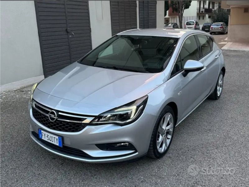 Usata Opel Astra Innovation 110 CV (80 kW) 2019 Grigio Berlina