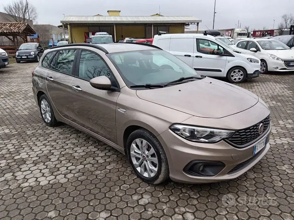 Usata Fiat Tipo S 120 CV (88 kW) 2017 Grigio Station wagon