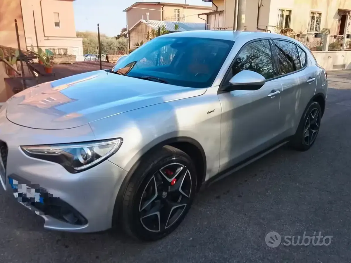 Usata Alfa Romeo Stelvio 190 CV (139 kW) 2020 Grigio SUV