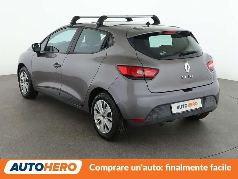 Usata Renault Clio IV Life 75 CV (55 kW) 2015 Grigio Berlina