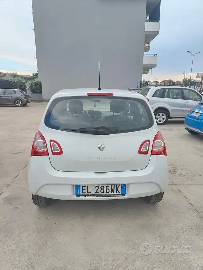 Usata Renault Twingo 75 CV (55 kW) 2012 Bianco Utilitaria