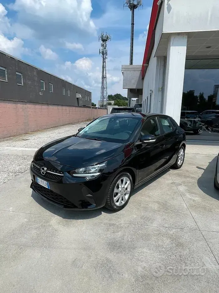 Usata Opel Corsa Edition 75 CV (55 kW) 2022 Nero Utilitaria