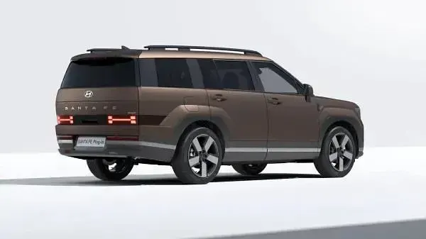 Nuova Hyundai Santa Fe 2025 Earthy brass matt SUV