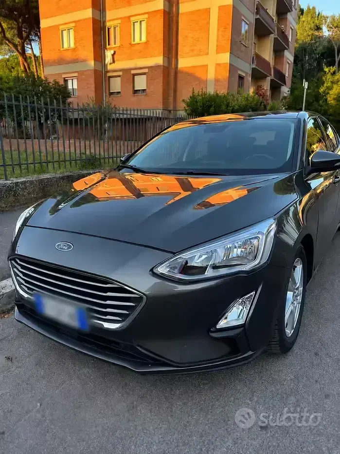 Usata Ford Focus 95 CV (69 kW) 2018 Grigio Berlina