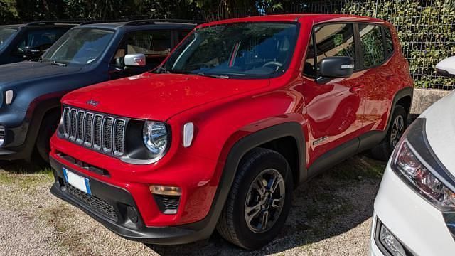 Usata Jeep Renegade Longitude 130 CV (95 kW) 2023 Rosso SUV