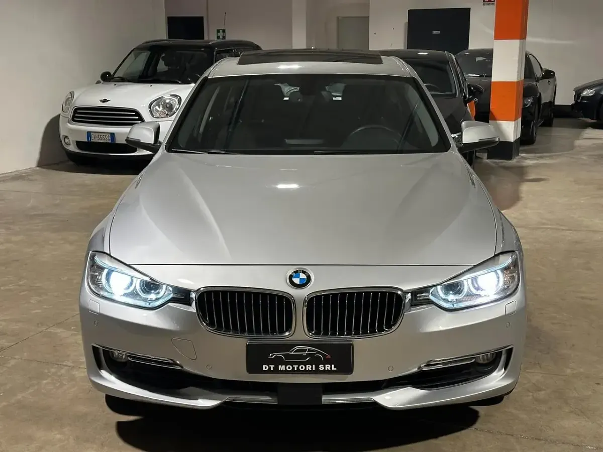 Usata BMW 330 Luxury Line 258 CV (189 kW) 2014 Grigio Station wagon