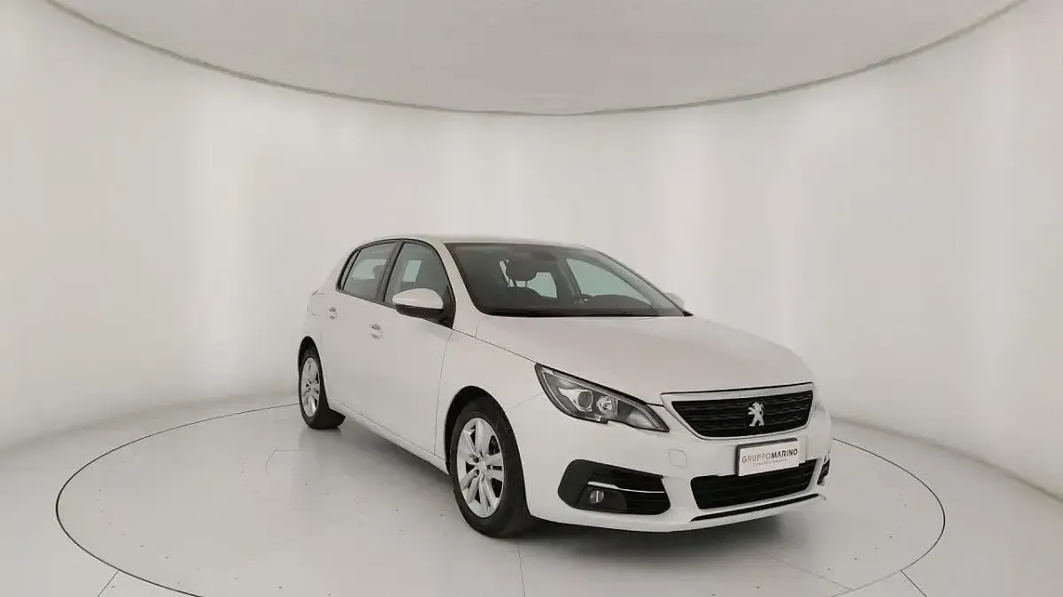 Usata Peugeot 308 Active 2020 Bianco Berlina