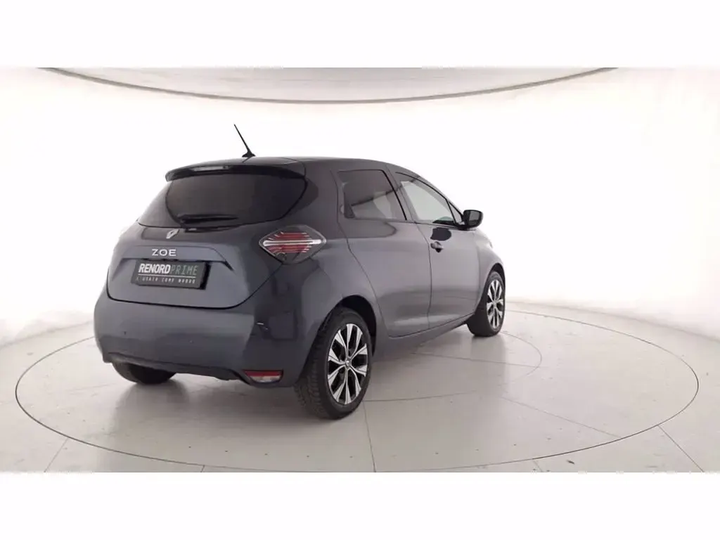 Usata Renault Zoe Zen 99 kW (135 CV) 2022 Utilitaria