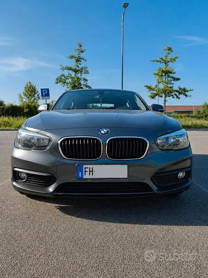 Usata BMW 116 109 CV (80 kW) 2017 Grigio Utilitaria