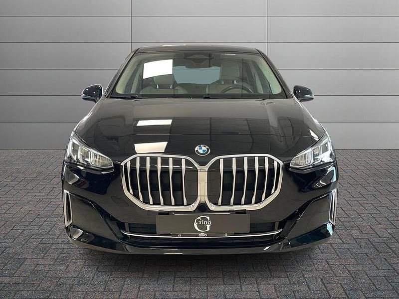 Usata BMW 218 Active Tourer Luxury Line 150 CV (110 kW) 2023 Nero Monovolume