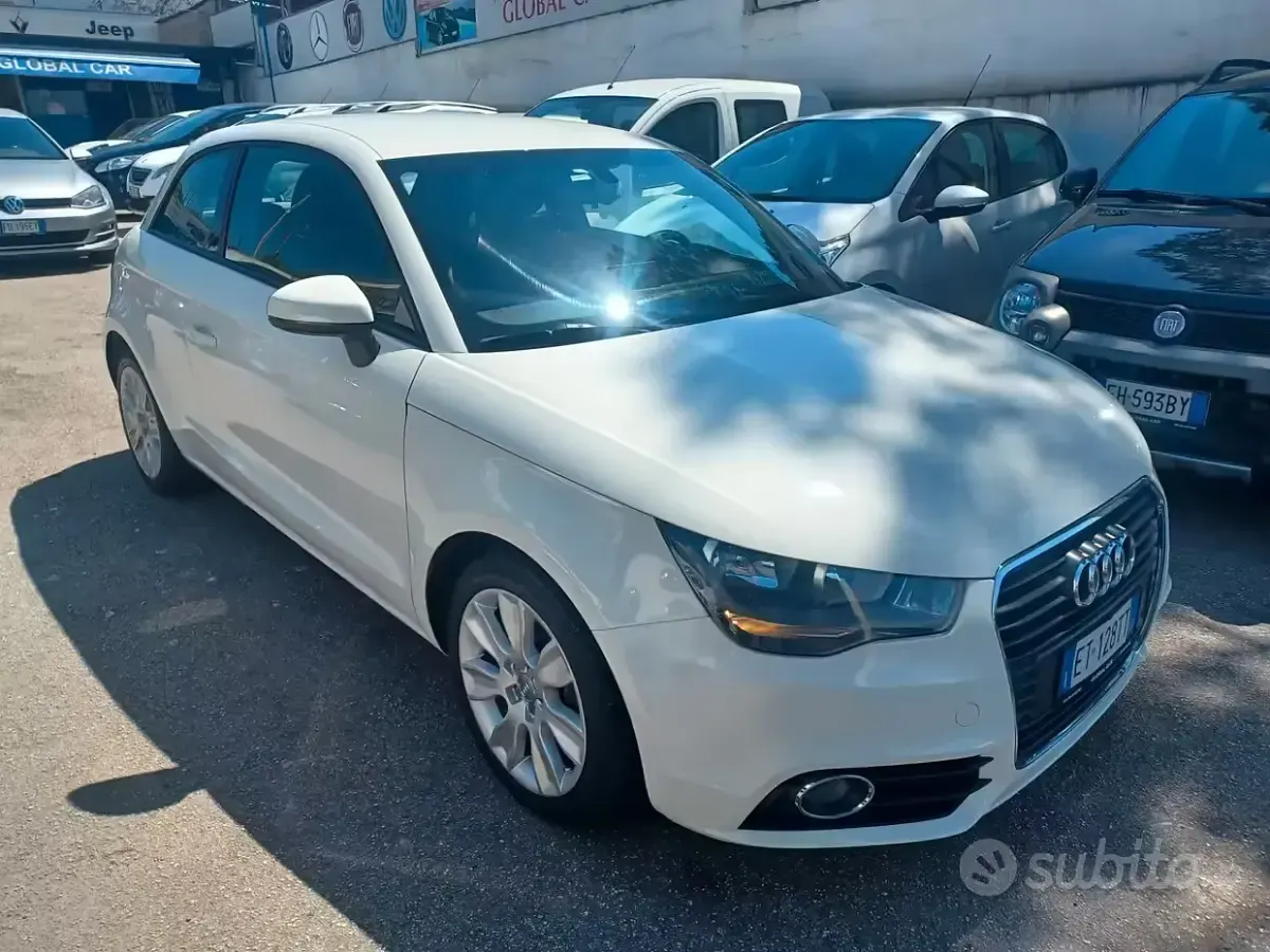 Usata Audi A1 105 CV (77 kW) 2013 Bianco Utilitaria