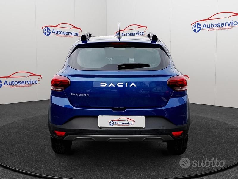 Usata Dacia Sandero Comfort 101 CV (74 kW) 2023 Blu Berlina