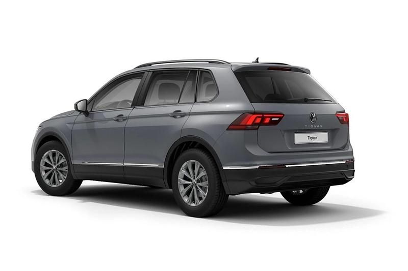 Usata VW Tiguan Life 150 CV (110 kW) 2023 Argento SUV