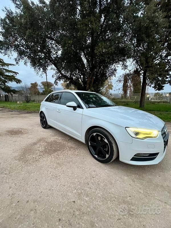 Usata Audi A3 105 CV (77 kW) 2015 Bianco Berlina