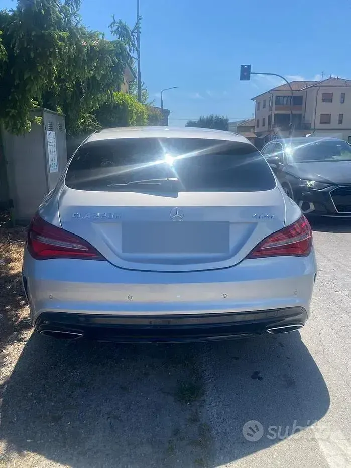 Occasion Mercedes CLA220 Premium 190 ch (139 kW) 2019 Gris Berline