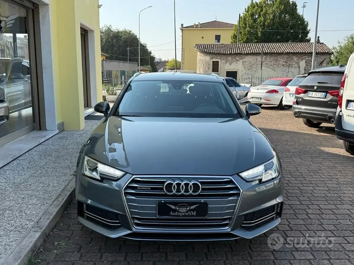 Usata Audi A4 S-Line 190 CV (139 kW) 2018 Grigio Station wagon