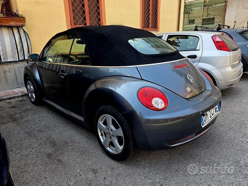 Usata 2008 VW Beetle Cabrio | 6000 € (Buon prezzo) - Immagine 1/4
