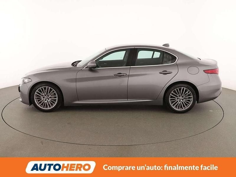 Usata Alfa Romeo Giulia Super 180 CV (132 kW) 2017 Argento Berlina
