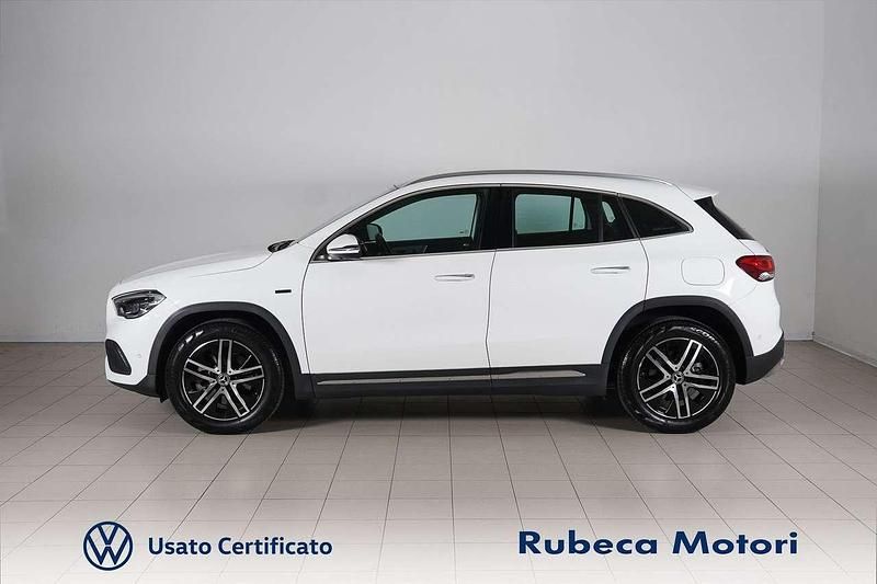Usata Mercedes GLA250 Premium 160 CV (117 kW) 2021 Bianco SUV