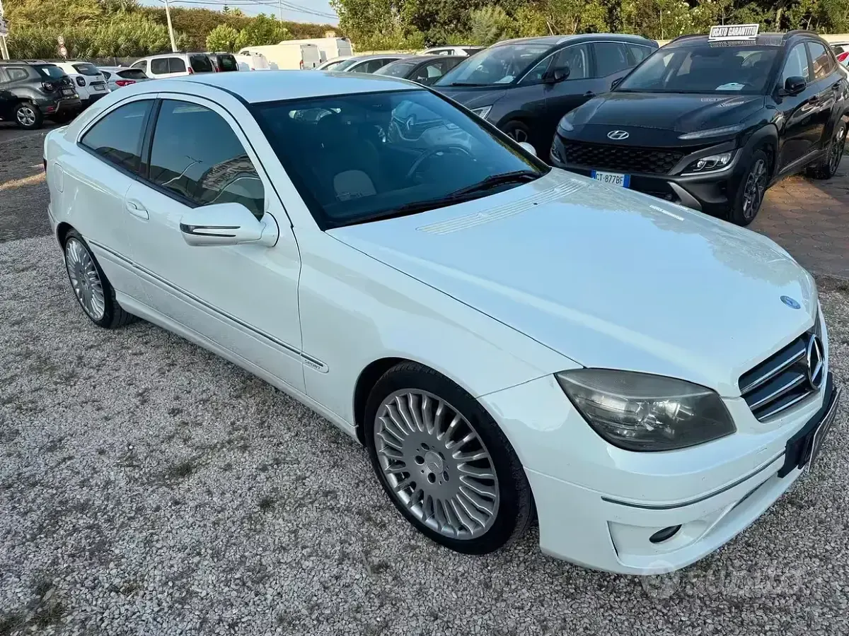 Usata Mercedes CLC220 150 CV (110 kW) 2009 Bianco Coupé