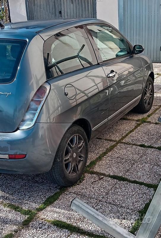 Usata Lancia Ypsilon 2007 Grigio Utilitaria