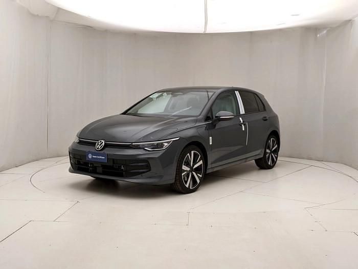 Usata VW Golf VIII Life 150 CV (110 kW) 2025 Grigio Berlina