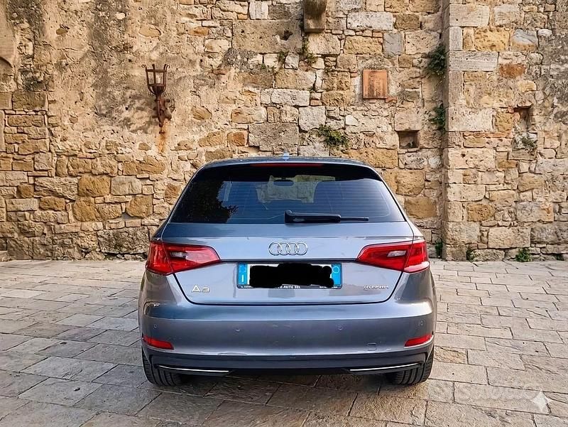 Usata Audi A3 S-Line 110 CV (80 kW) 2015 Grigio Berlina