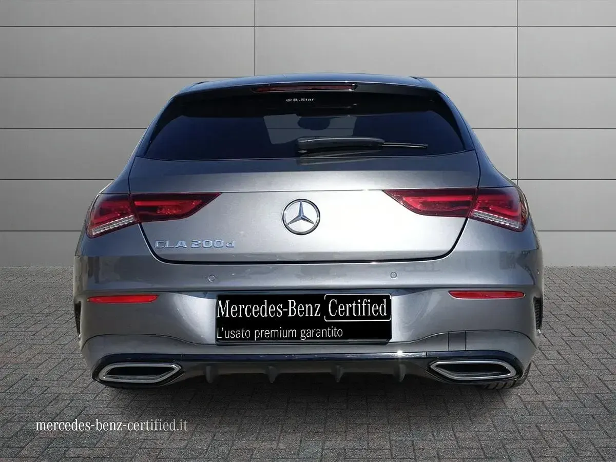 Usata Mercedes CLA200 Premium 150 CV (110 kW) 2023 Grigio Coupé
