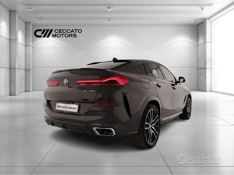 Usata BMW X6 M Sport 333 CV (244 kW) 2022 Grigio SUV
