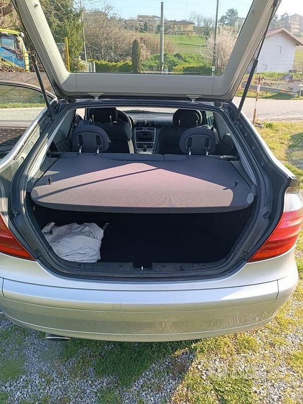 Usata Mercedes C200 2002 Grigio