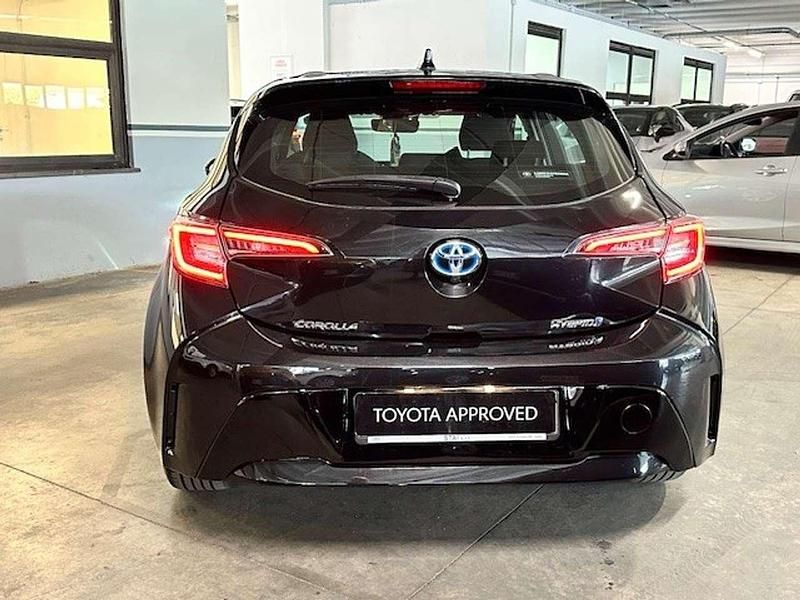 Usata Toyota Corolla Active 98 CV (72 kW) 2021 Nero metallizzato Berlina