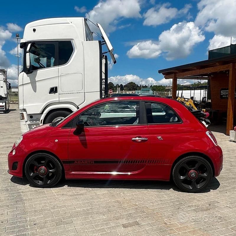Usata Abarth 500C 2011 Rosso Cabrio
