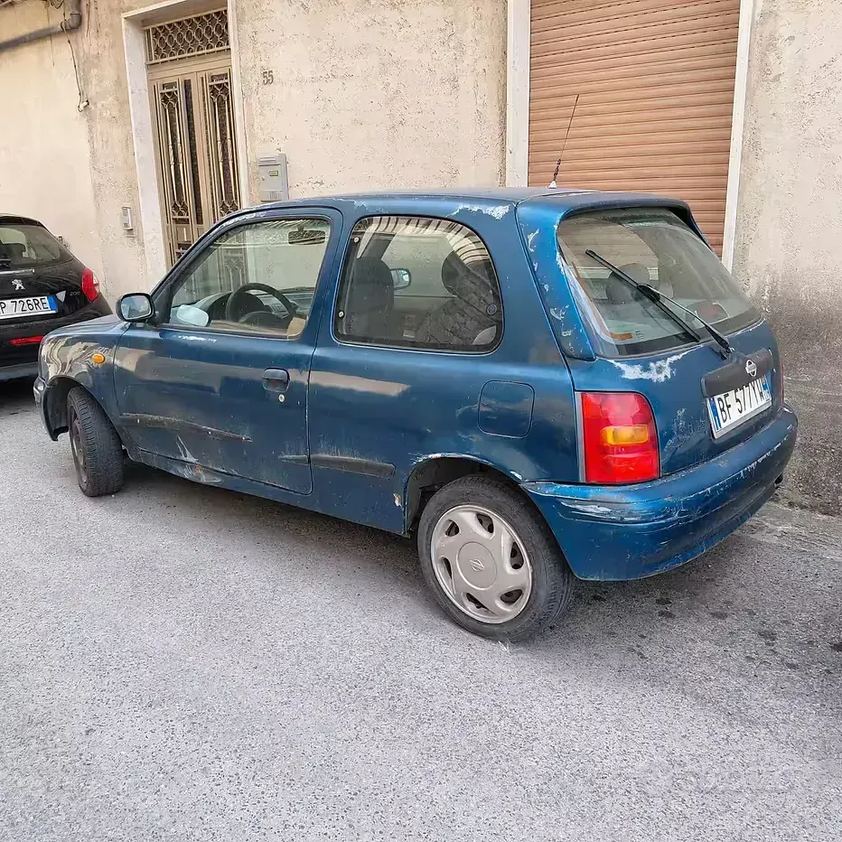 Usata Nissan Micra 60 CV (44 kW) 2000 Bluazzurro Utilitaria
